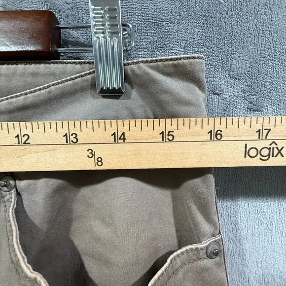 Peter Millar Signature Sateen Golf Pants Mens Size 32x31 Khaki 5 Pocket Chino - Picture 5 of 11